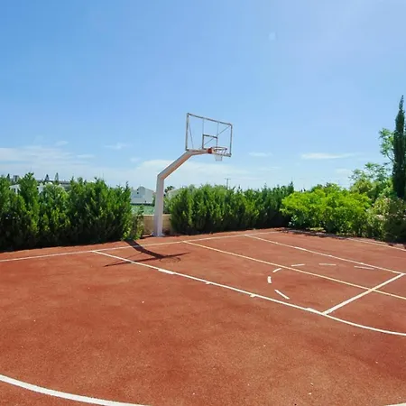 Rent Private 069 Βίλα *
