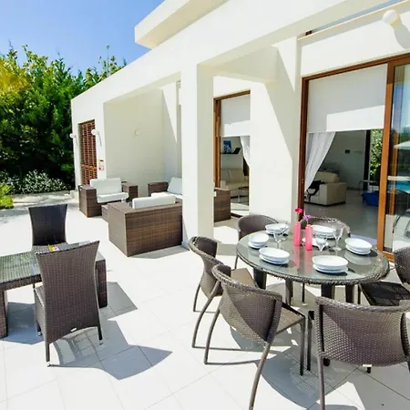 Βίλα Rent Private 069 *
